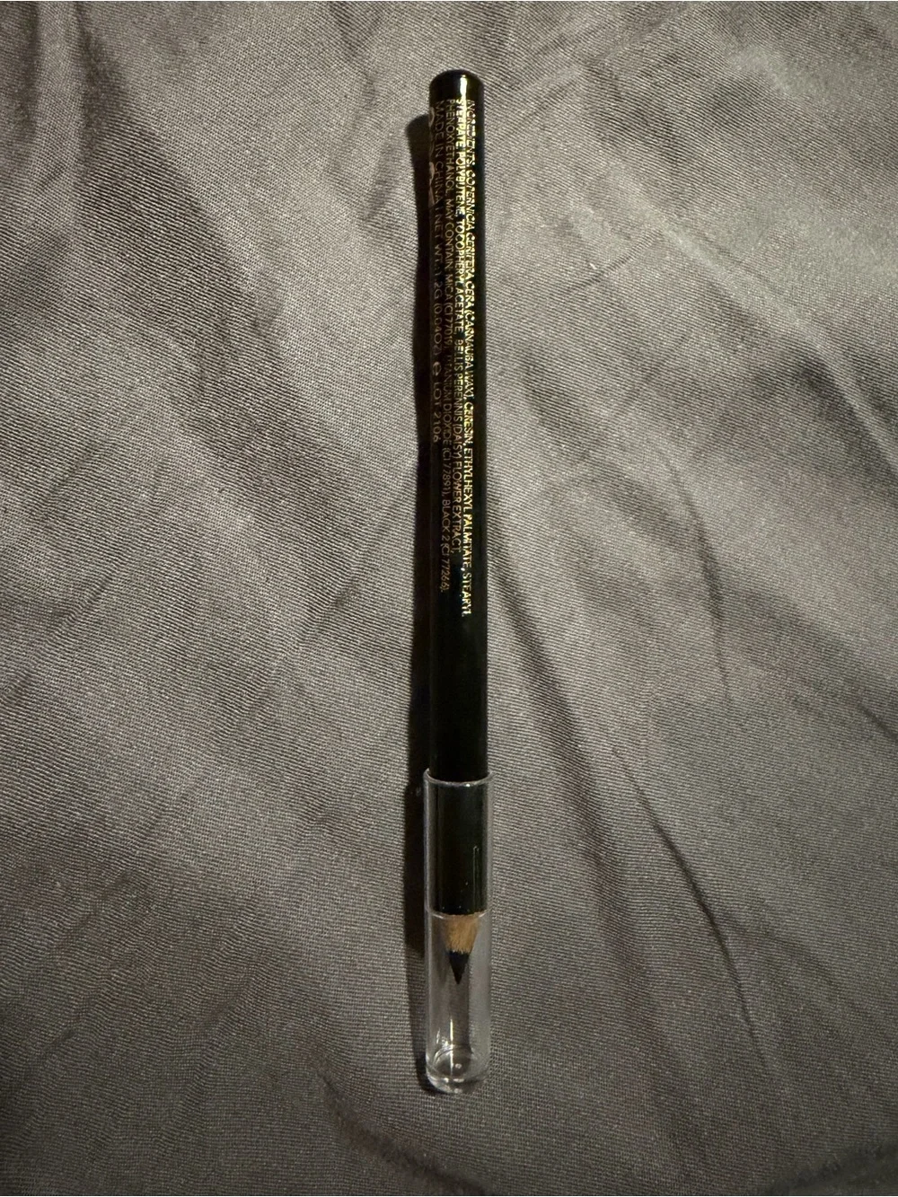 Black Eyeliner Pencil with Built-In Smudger
